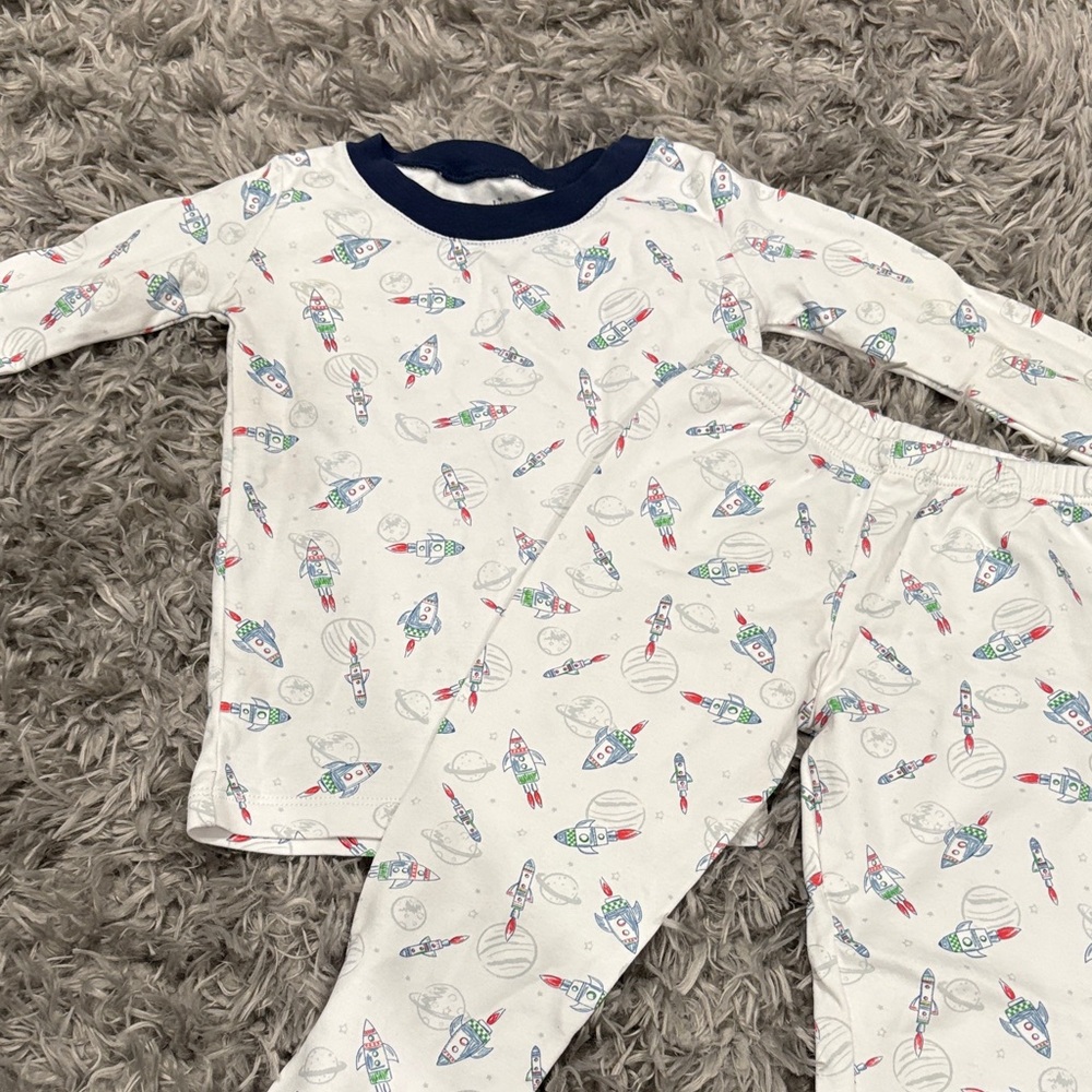 Kissy Kissy Size 4 Space Adventure Kids Pajama Set